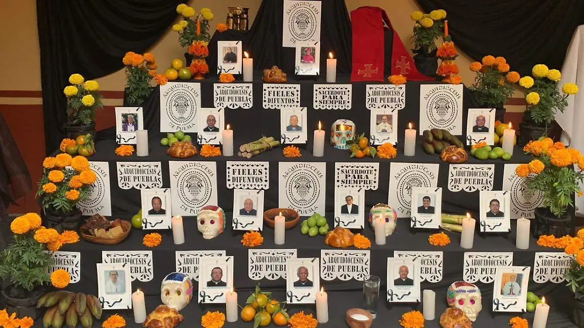 Arquidiócesis coloca ofrenda en memoria de sacerdotes fallecidos por Covid-19